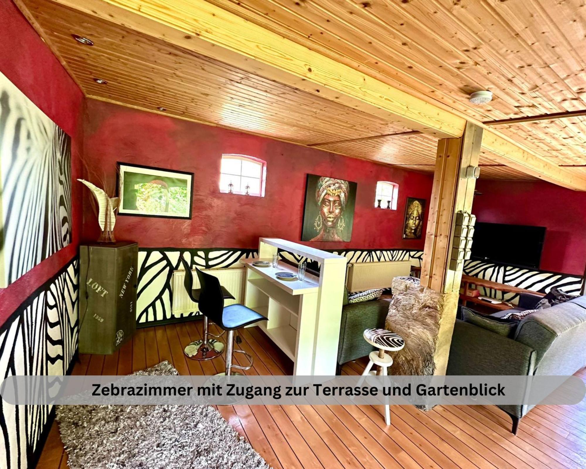 Lodge Of Africa - Einzigartige Themenzimmer, Eingezaeunten Garten, Sauna, Whirlpool & Kamin, Hunde Willkommen, Gasgrill, Voll Ausgestattete Kueche, Grosser Essbereich, Hamburg & Stade In Der Naehe Twielenfleth Eksteriør bilde