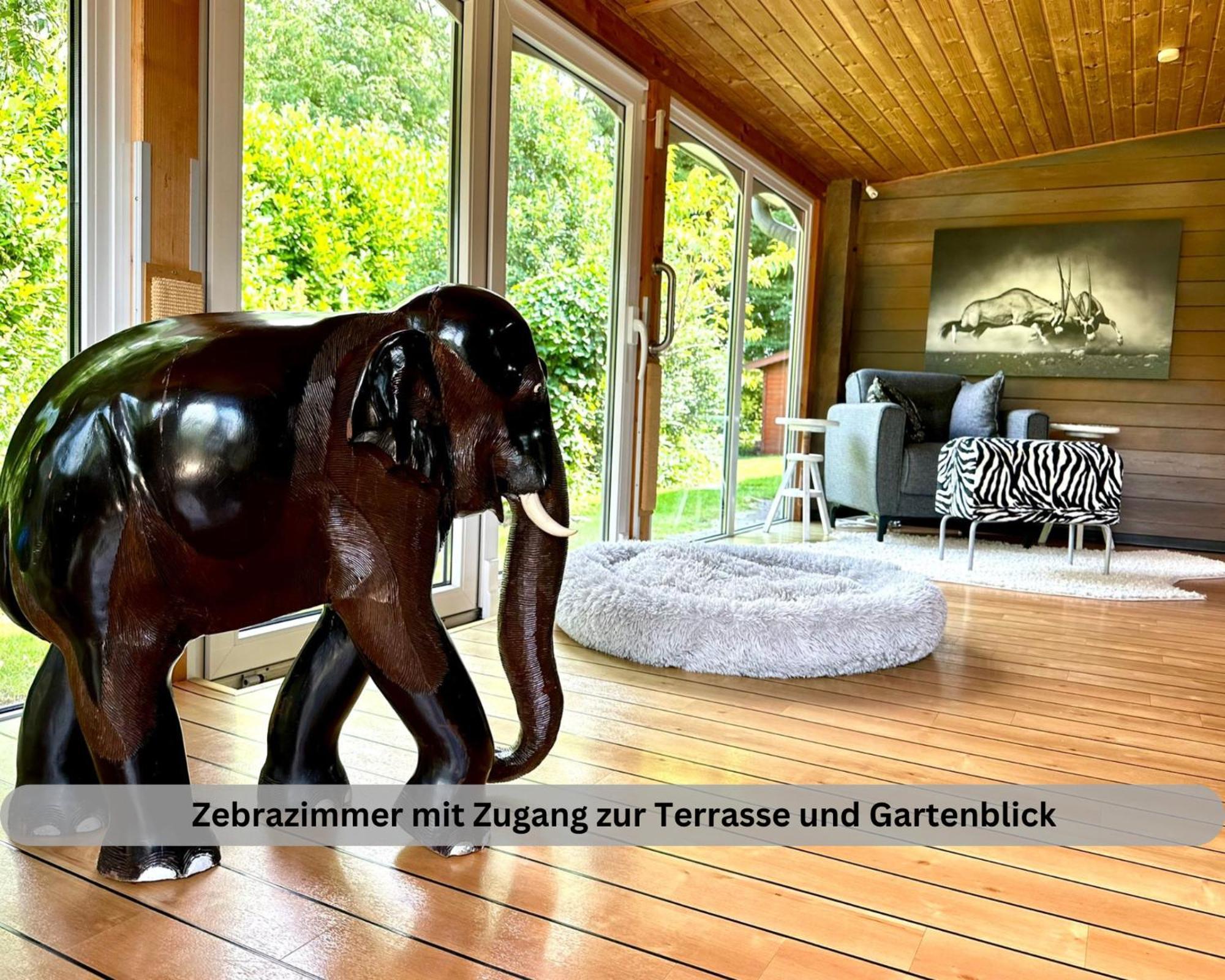 Lodge Of Africa - Einzigartige Themenzimmer, Eingezaeunten Garten, Sauna, Whirlpool & Kamin, Hunde Willkommen, Gasgrill, Voll Ausgestattete Kueche, Grosser Essbereich, Hamburg & Stade In Der Naehe Twielenfleth Eksteriør bilde